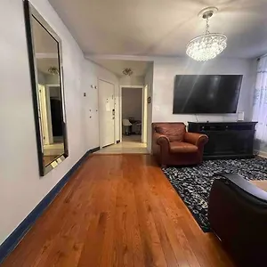 https://cozy-and-comfortable-apartment.us-newyorkcity.com