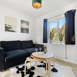 https://apt-tranquil-1-bed-flat-in-east.brighton-hotels-england.com