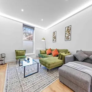 https://2br-flat-for-6-in-central.brighton-hotels-england.com