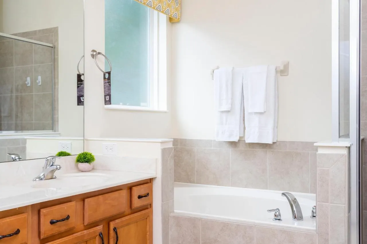 Gorgeous 4Bd Close To Disney W/ Pool @ 4072 Solterra Resort Davenport Holiday home